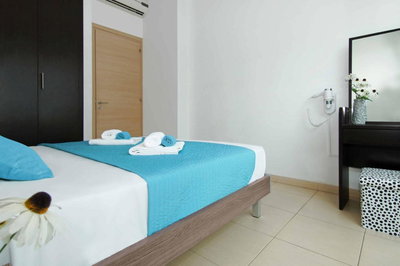 Diana - Coralli Beachfront Apartment Protaras Buitenkant foto