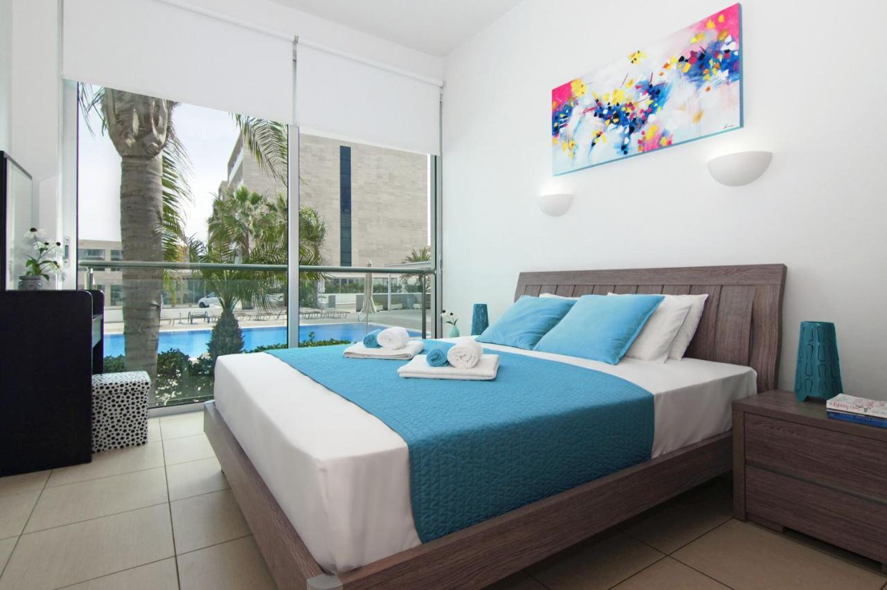 Diana - Coralli Beachfront Apartment Protaras Buitenkant foto