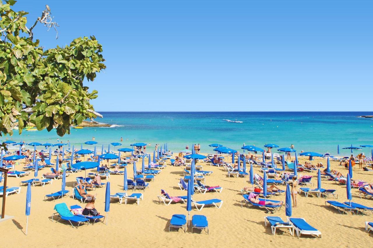 Diana - Coralli Beachfront Apartment Protaras Buitenkant foto