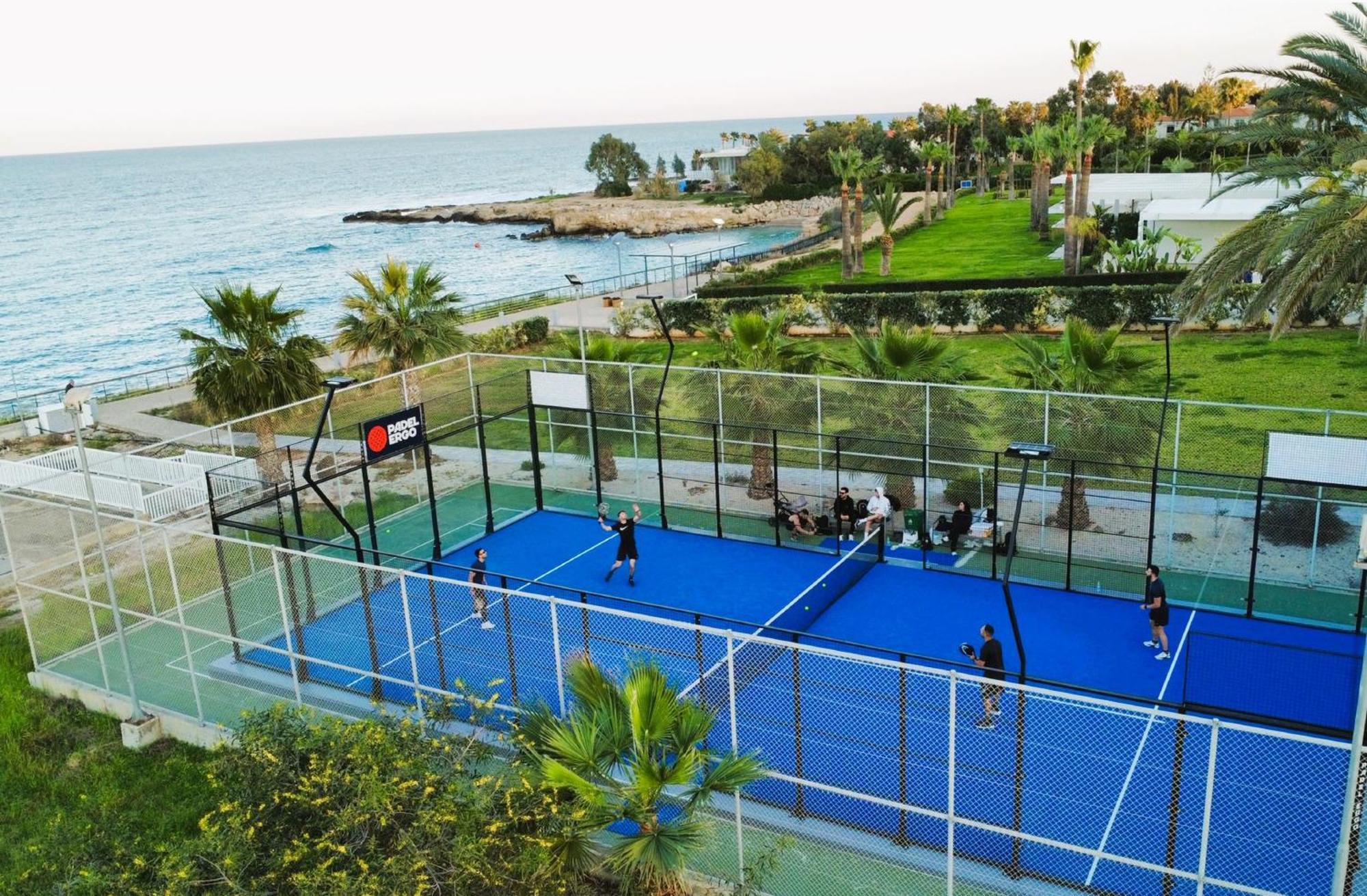 Diana - Coralli Beachfront Apartment Protaras Buitenkant foto